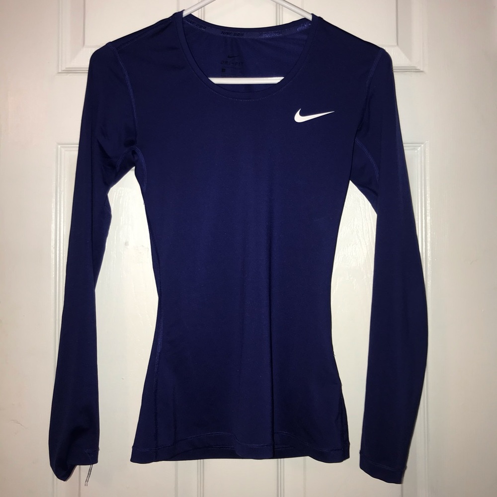 Nike dri fit long sleeve
